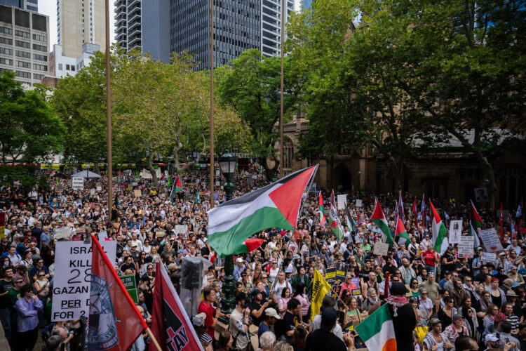 The Point Live: Liberal leadership challenge firming, protesters condemn police response at Sydney rally