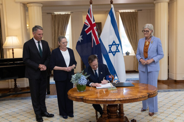 The Point Live: Protests continue against Israeli president credibly accused of inciting the commission of genocide, Angus Taylor resigns from shadow front bench