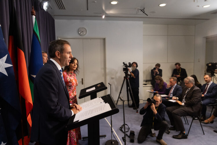 The Point Live: PM to address the nation; Gas export tax raised as a "Matter of Public Importance"; Fuel excise cut comes into force as prices keep rising; Final sitting day before the budget